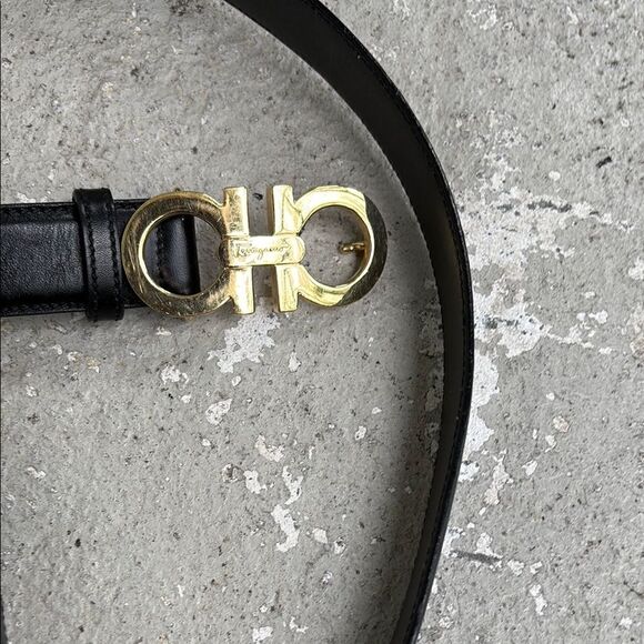 Ferragamo leather belt - Picture 1 of 5